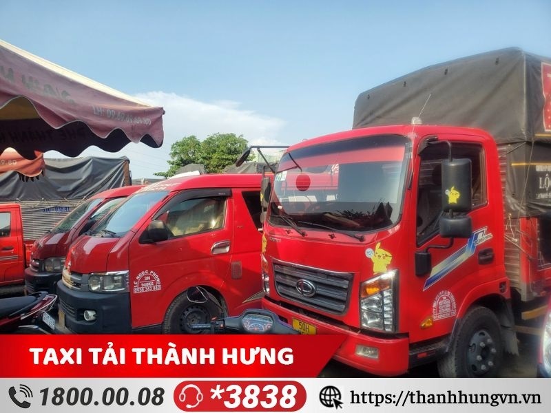 Thành Hưng có đội xe tải đa dạng kích thước, mẫu mã đáp ứng đầy đủ nhu cầu chuyển văn phòng tại TPHCM