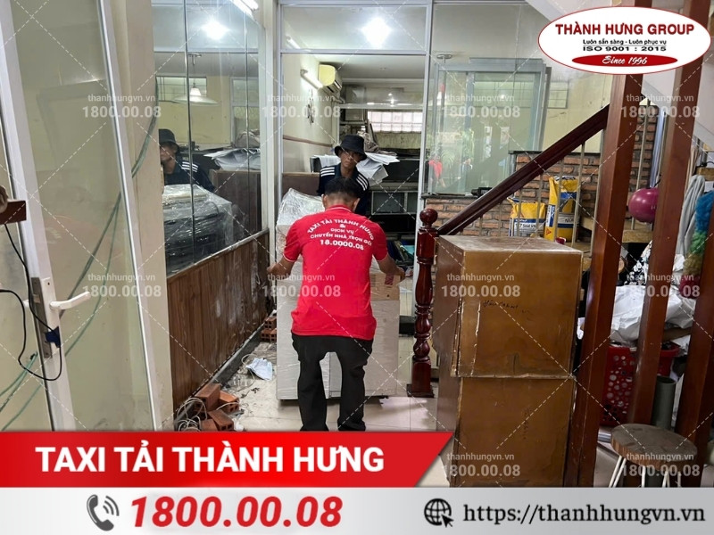 Thành Hưng cung cấp dịch vụ vận chuyển máy photocopy nhanh gọn, đúng kỹ thuật.