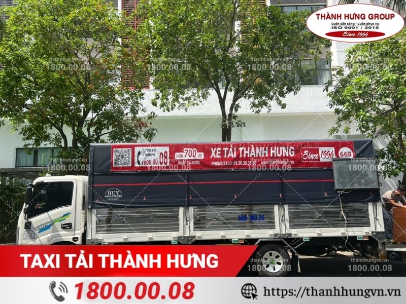 Taxi Tải Thành Hưng cung cấp dịch vụ vận chuyển tượng an toàn, đúng phong thủy.