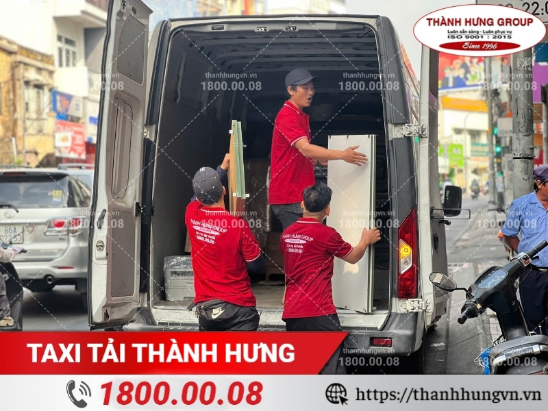 Thành Hưng - hỗ trợ khách hàng chuyển văn phòng nhanh gọn, hiệu quả. 
