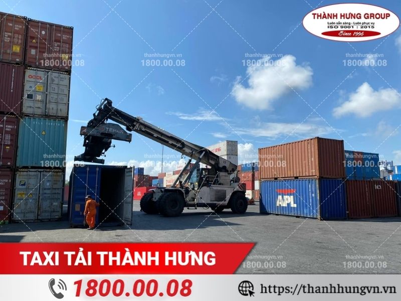 Thành Hưng hỗ trợ khách hàng từ A đến Z trong quá trình rút container.