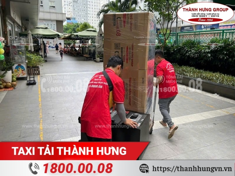 Thành Hưng sở hữu hệ thống xe tải và phương tiện hỗ trợ vận chuyển két sắt hiện đại.