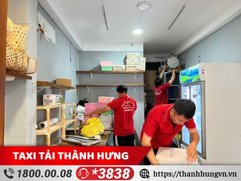 Thành Hưng tuyển dụng nhân viên đóng gói hàng hóa.