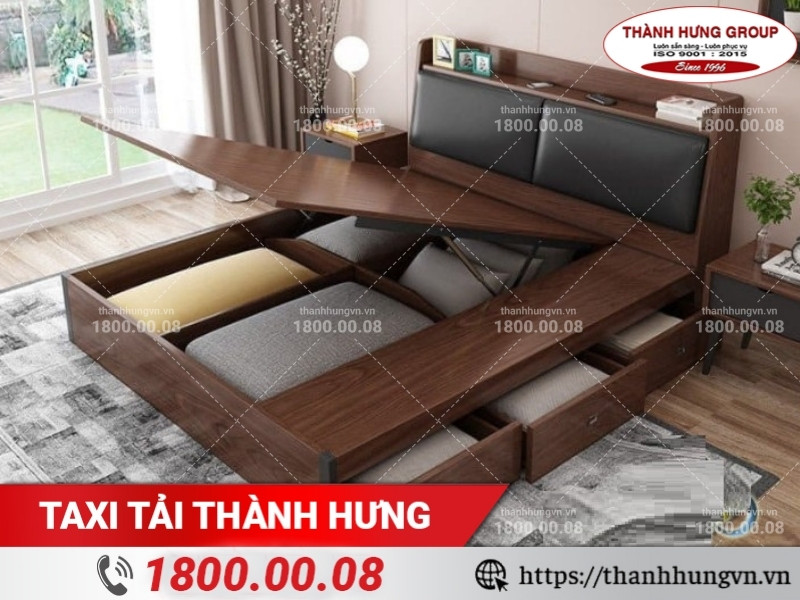 Tháo lắp giường gỗ thông minh cần tỉ mỉ, cẩn thận trong từng khâu.