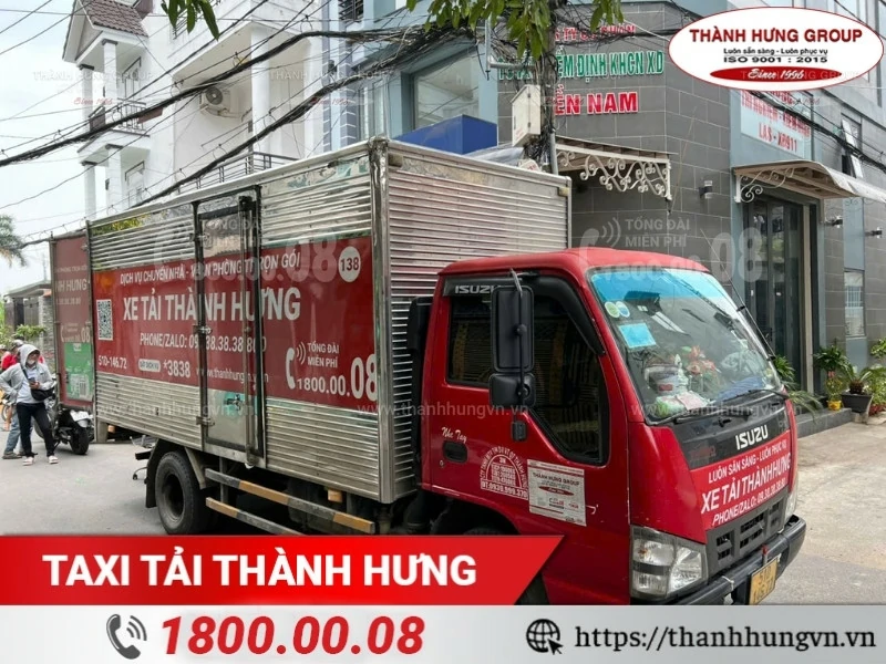Xe tải chuyển nhà của Taxi Tải Thành Hưng.