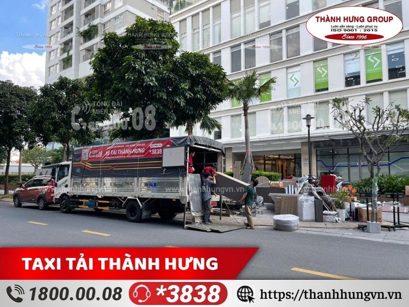 Thuê dịch vụ để vận chuyển đồ đạc ở chung cư dễ dàng hơn.