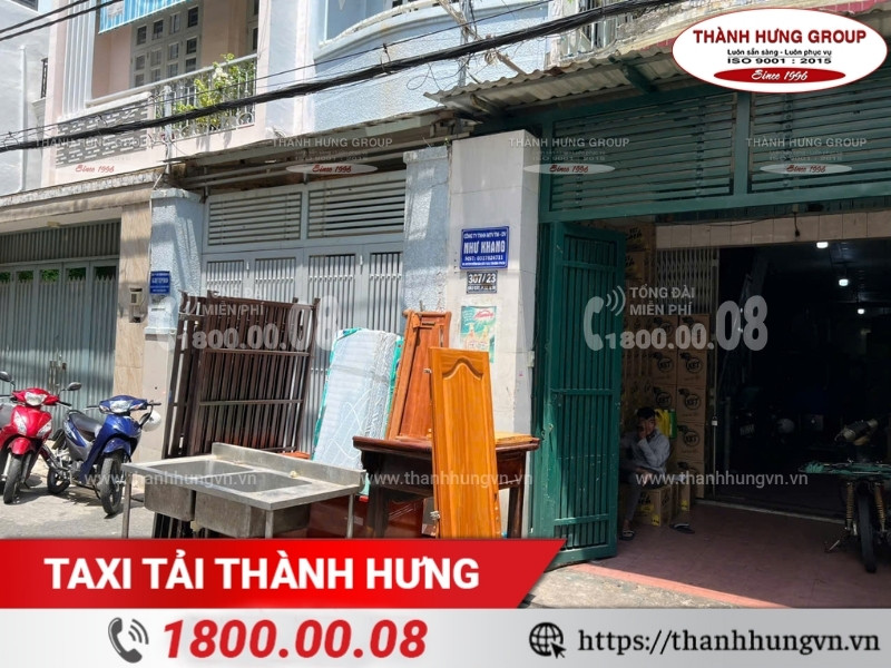 Tự tháo lắp vận chuyển đồ gỗ tiềm ẩn nhiều rủi ro hư hỏng đồ đạc.