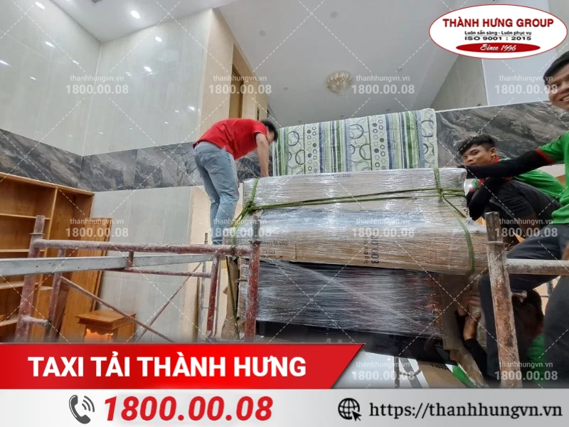 Vận chuyển đàn Piano lên xuống lầu