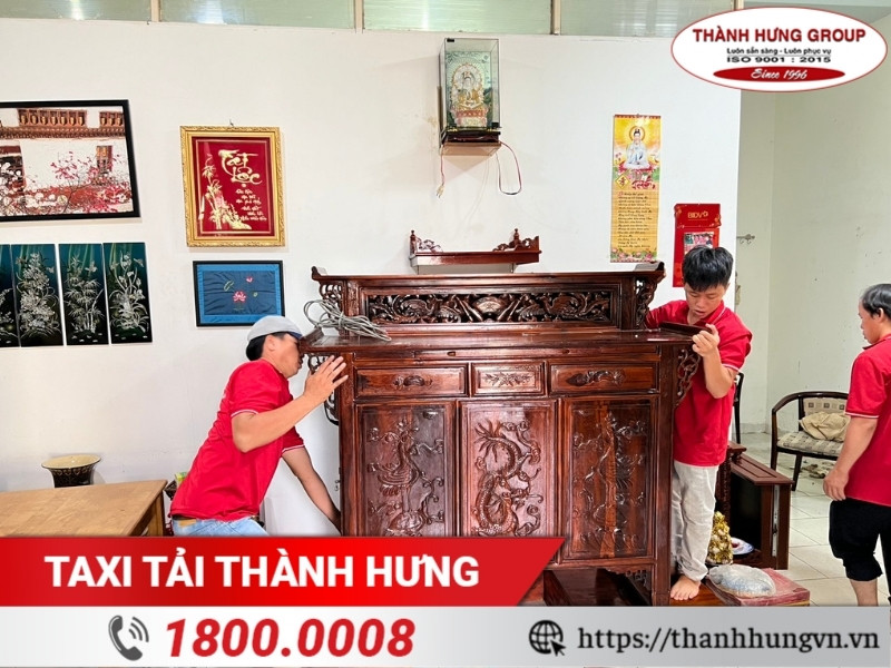 Một số hình ảnh vận chuyển đồ gỗ tại Thành Hưng