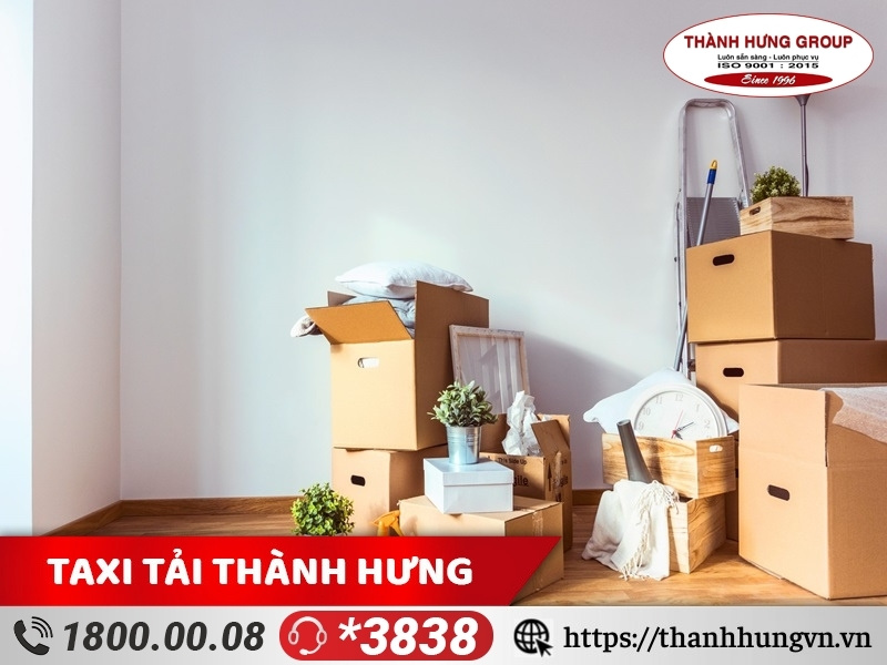 Phân loại đồ đạc để mang theo, cho tặng hoặc thanh lý.