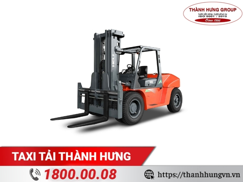 Xe nâng là phương tiện hỗ trợ vận chuyển hàng hóa hiệu quả.