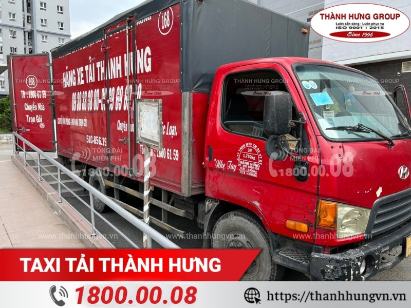 Xe tải chuyển nhà của Thành Hưng được khách hàng đánh giá cao về chất lượng.