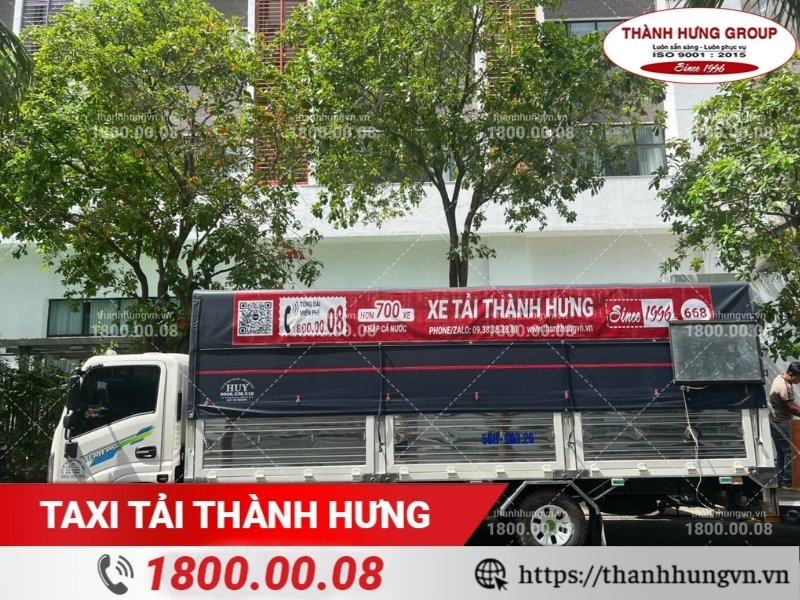 Xe tải Thành Hưng trọng tải lớn - vận chuyển hàng hóa Bắc Nam an toàn.