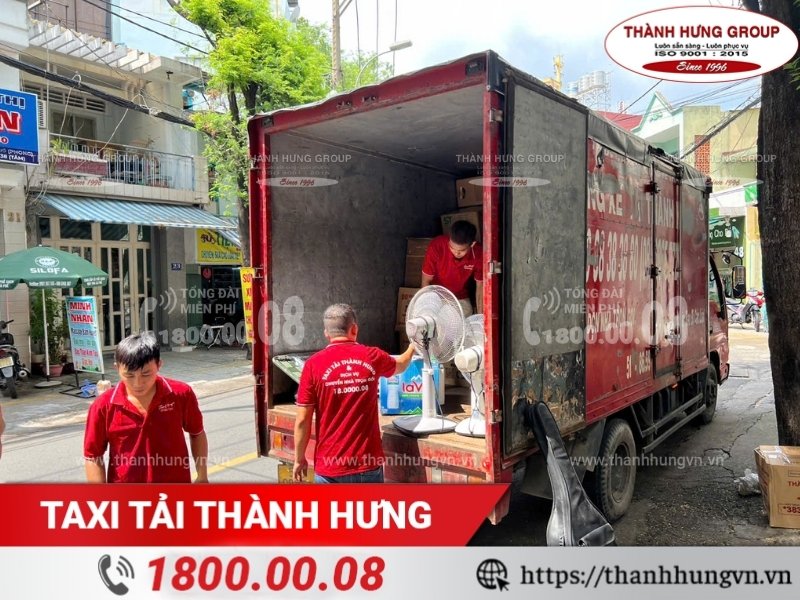 Xe tải Thành Hưng vận chuyển hàng hóa/ đồ đạc liên tỉnh.