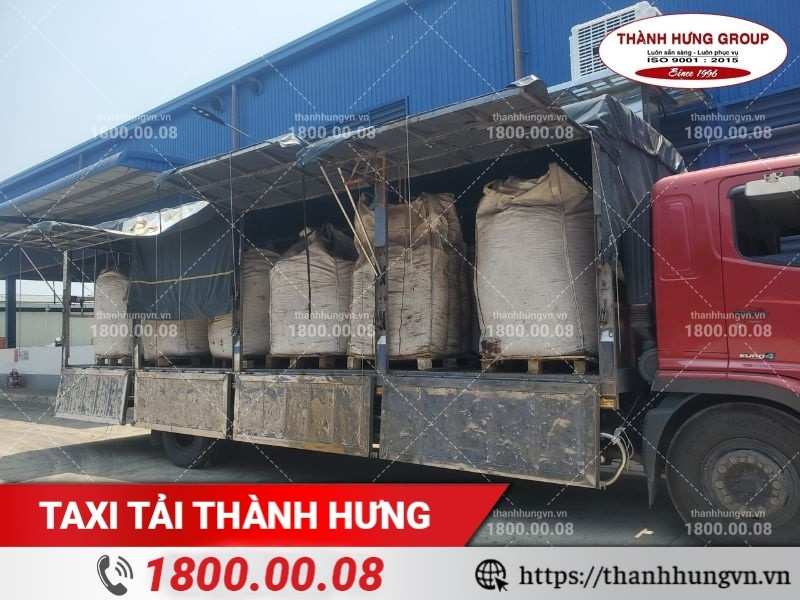 Hình ảnh thi công thực tế dự án chuyển kho xưởng, nhà xưởng